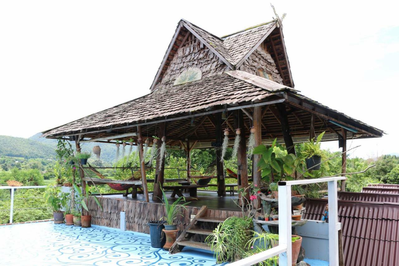 Up2U Guesthouse Пай Екстериор снимка